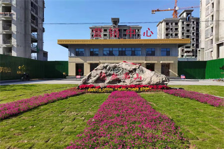 洲河花园通川4室2厅2卫95万183m2豪装出售